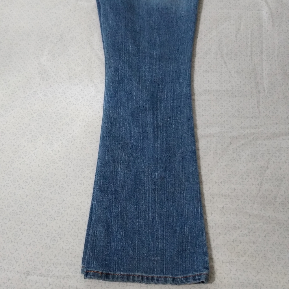 Levi's Bootcut 515 Jeans - Picture 6 of 10
